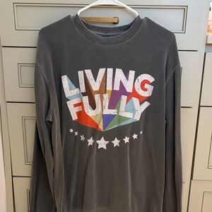 Living Fully Graphic Women's Crew Neck Sweater - Gray